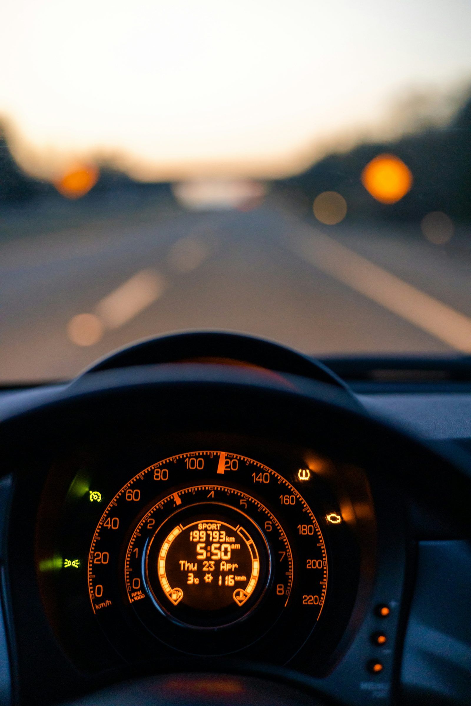 Diagnose med computer ved motorlamper hos MA Auto